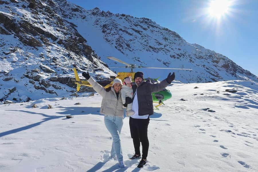 Queenstown Helicopter Flight with Snow Landing | 30 mins - The Itinerary Details: What Makes It Special?