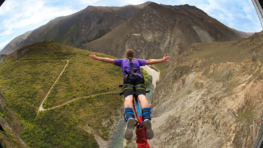 Queenstown: Nevis Bungy - Australasia's Biggest Bungy! - Logistics & Value