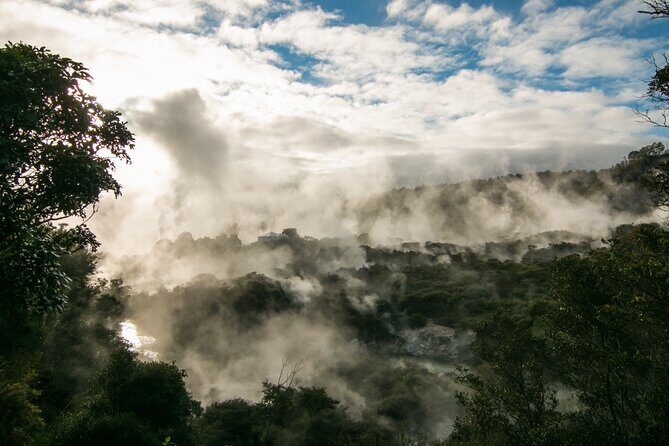 Rotorua Cultural Small Group Afternoon Tour - Witnessing Geothermal Wonders