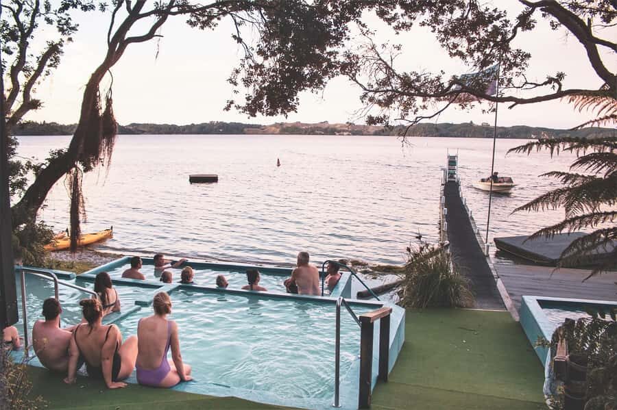 Rotorua: Daytime Scenic Lake Rotoiti Kayak Tour - The Guided Kayak Experience