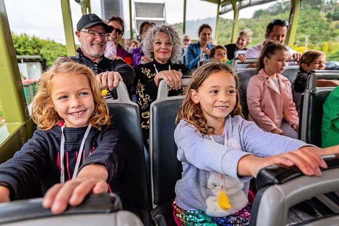 Rotorua Duck Boat Guided City and Lakes Tour - Group Size and Comfort