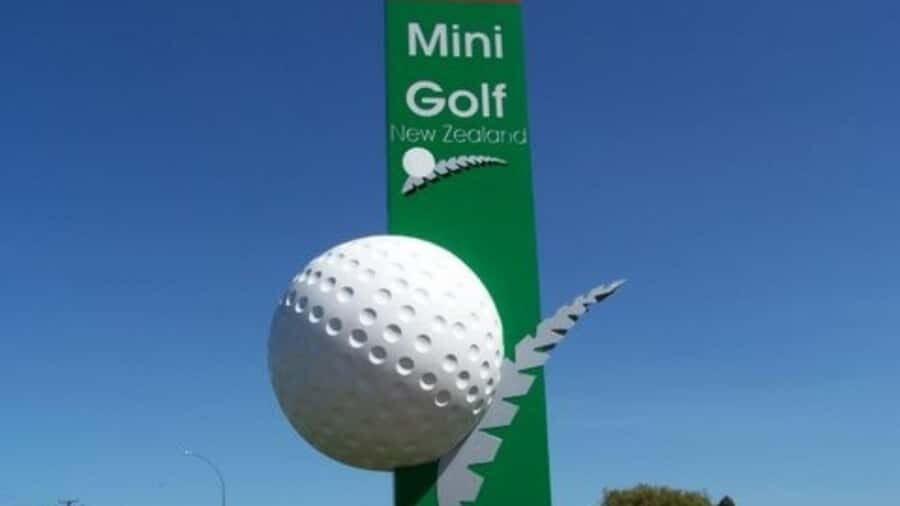 Rotorua: Mini Golf Experience - What to Expect on Your Visit