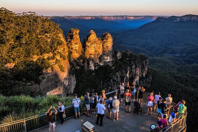 Small Group Personalised Private Tours Sydney - The Blue Mountains & Iconic Sights