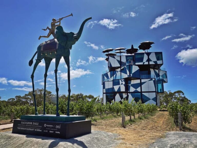 South Fleurieu Peninsula: Coast, Vales & Hills - Analyzing the Value