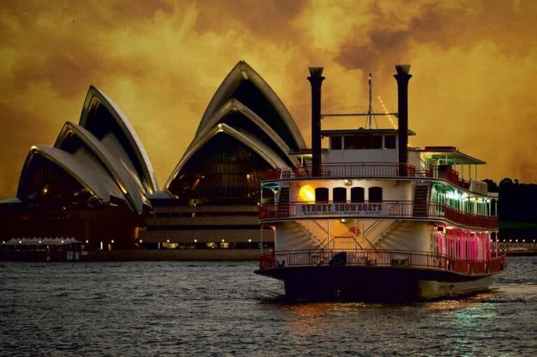 Sydney Harbour: Cabaret Cruise with 3-Course Dinner - The Cruise Experience: Why It Works