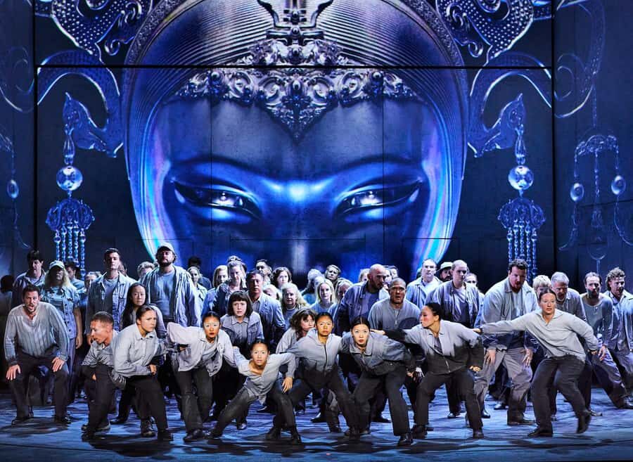 Sydney: Turandot at the Sydney Opera House - A Closer Look at the Experience