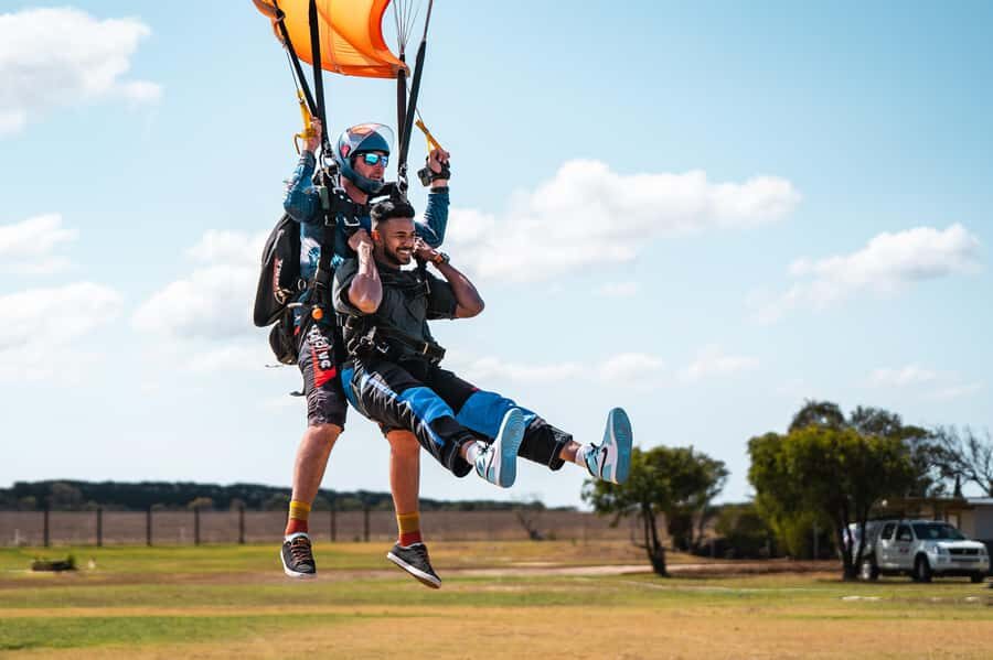 Torquay: Skydive over The Great Ocean Road - opt Melb pickup - The Experience in Detail