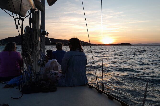 Townsville Sunset Sail Cruise Boat Tour Charter Hire Sailing Hire - What to Expect on the Day