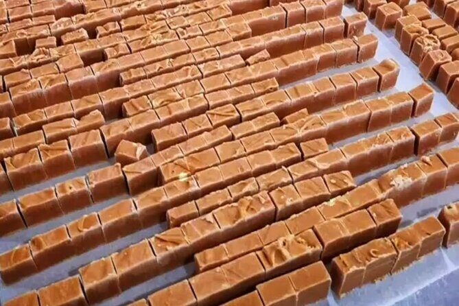 Twelve Apostles Back Roads Gourmet Tour From Melbourne - Gourmet Experiences and Authentic Flavor