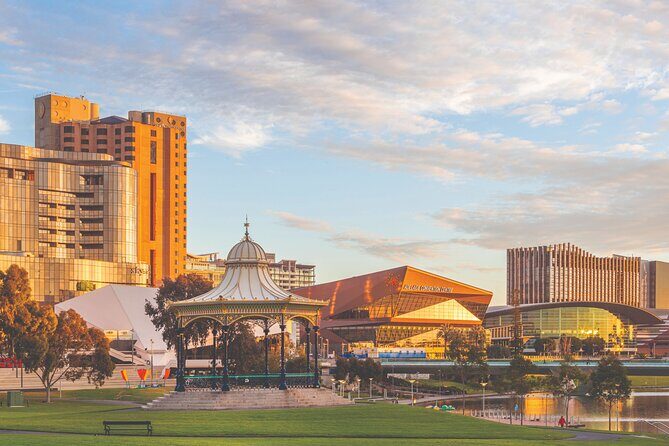 Ultimate Adelaide City and Hahndorf Tour - Scenic Drive to Hahndorf and the Hills