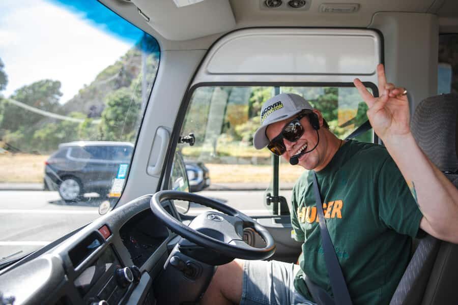 Wellington: Guided City Tour with Cable Car Ticket - The Highlights and Photo Stops